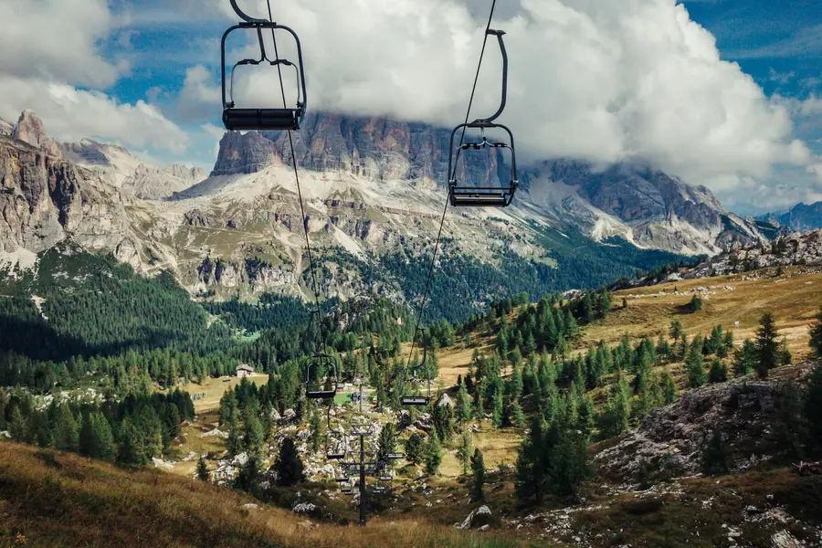 Cortina d'Ampezzo - Dolomiti © Jędrzej Koralewski / Pexels